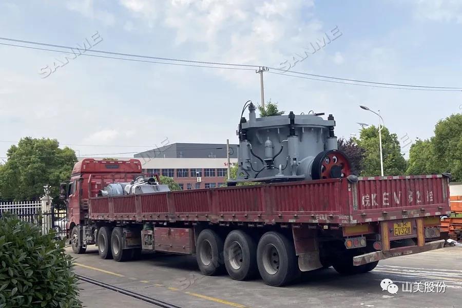 发货季｜山美股份高性能破碎筛分装备发往江西，助力当地基建项目建设及建筑固废资源化